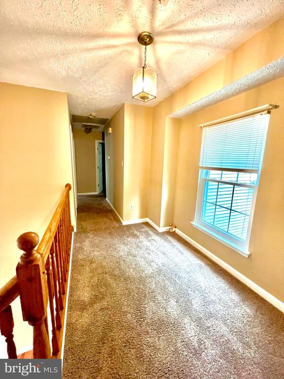 Building Photo - 4306 Lord Fairfax Ct