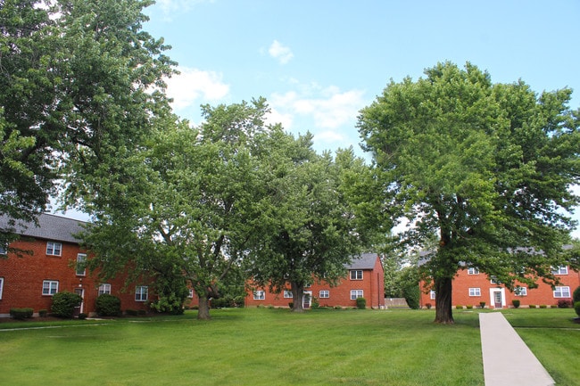 Primary Photo - SnyderPark Village Apartments