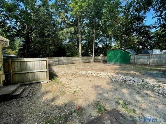 Building Photo - 115 Big Meadows Terrace