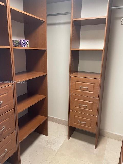 Building Photo - 16699 Collins Ave