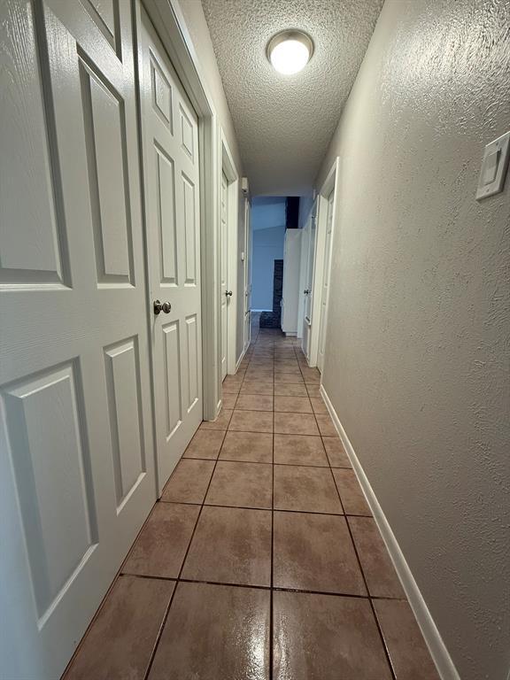 Building Photo - 12310 Willow Wild Dr
