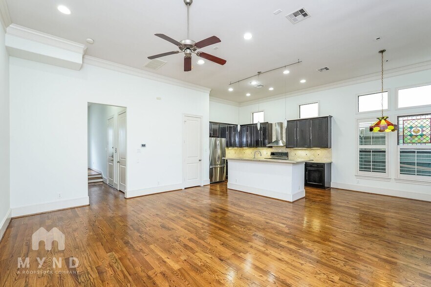 Building Photo - 9530 Pemberton Trce