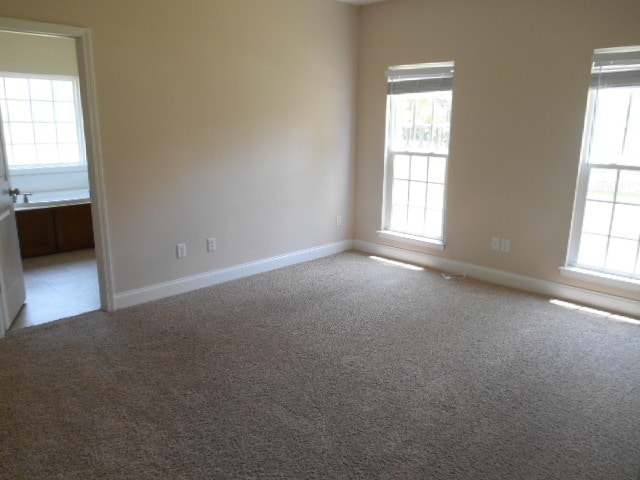 Building Photo - Home For Rent