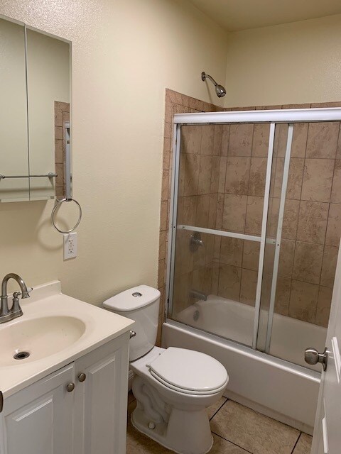 Bathroom - 409 E 56th St