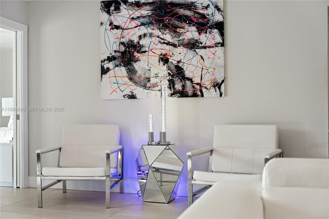 Building Photo - 1424 NE 53rd Ct