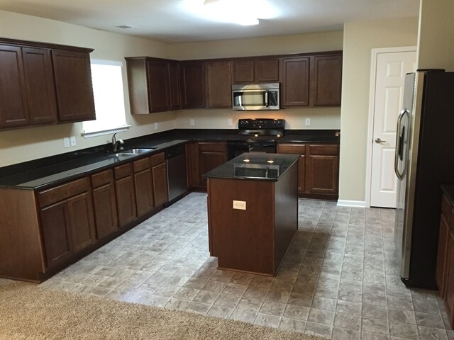 Building Photo - 618 Tradewinds Loop