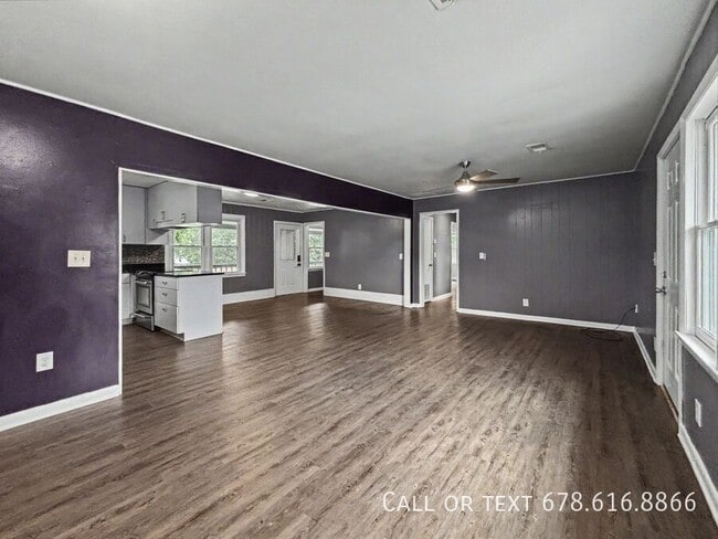 Building Photo - 560 Lee Byrd Rd