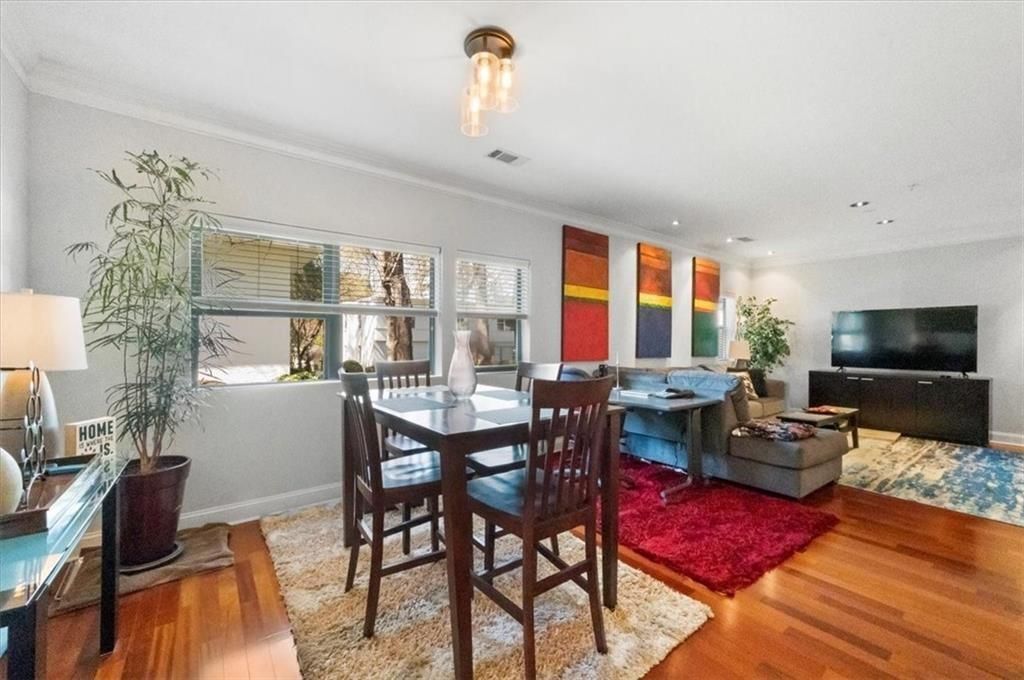 Building Photo - 2230 Cheshire Bridge Rd NE