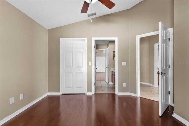 Building Photo - 13655 Artesa Bell Dr