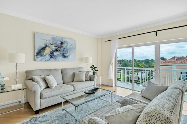 Building Photo - 250 Bradley Pl