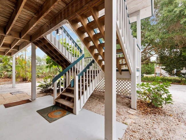 Building Photo - 109 Shore Rd