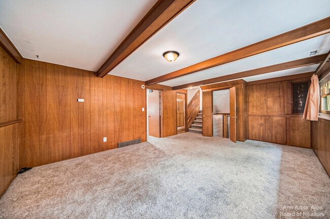 Building Photo - 2923 Burlington Ct