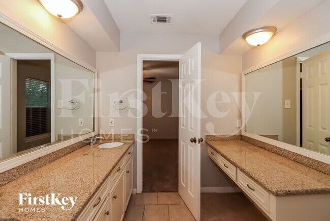 Building Photo - 11506 Bristol Ln Ct
