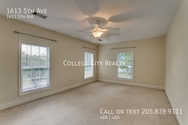 Building Photo - 1613 5th Ave