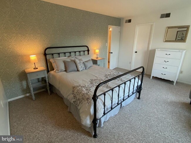 Building Photo - 2784 Bordeaux Pl