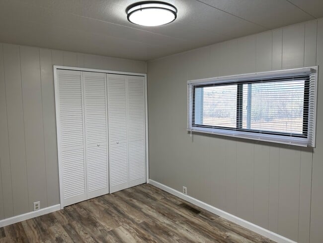 Building Photo - 9333 US-212