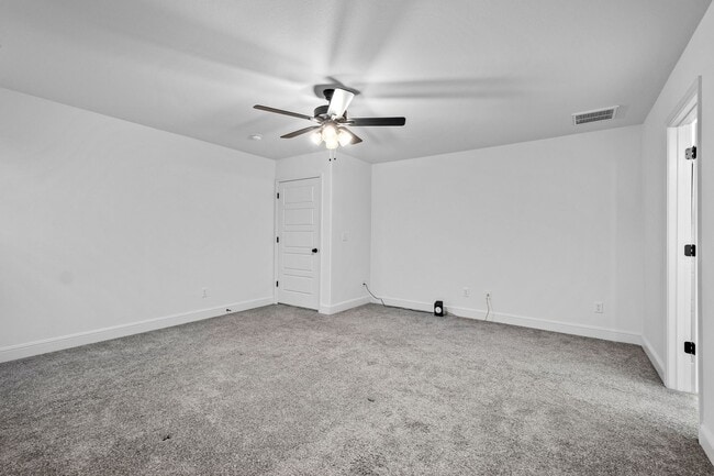 Building Photo - Gorgeous Home in Bentonville!