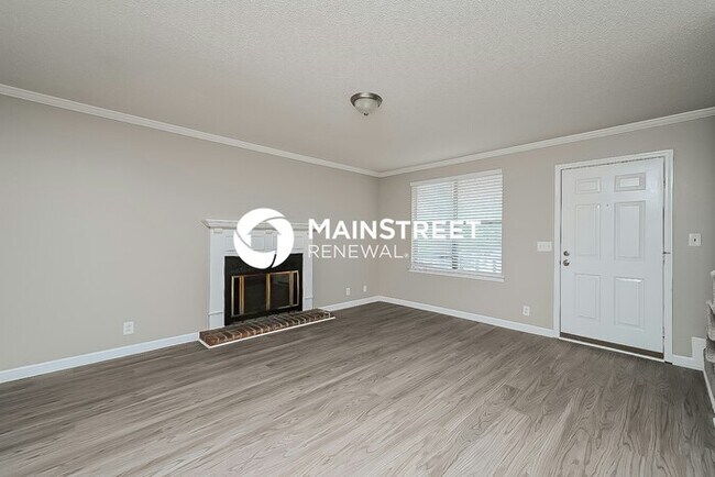 Building Photo - 3 Bedroom Pet-Friendly Home in Nashville, TN with Main Street Renewal
