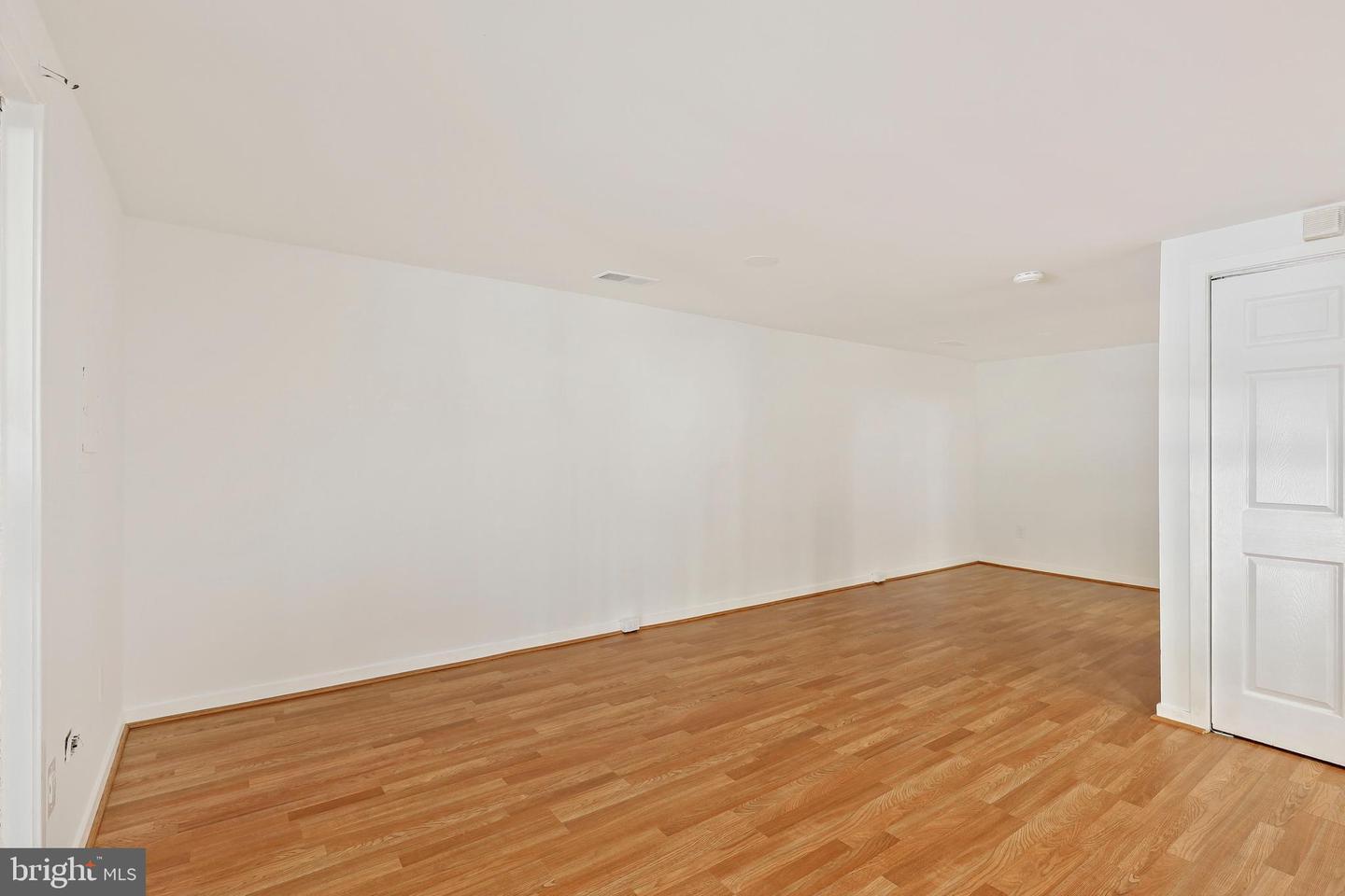 Building Photo - 9837 Hellingly Pl