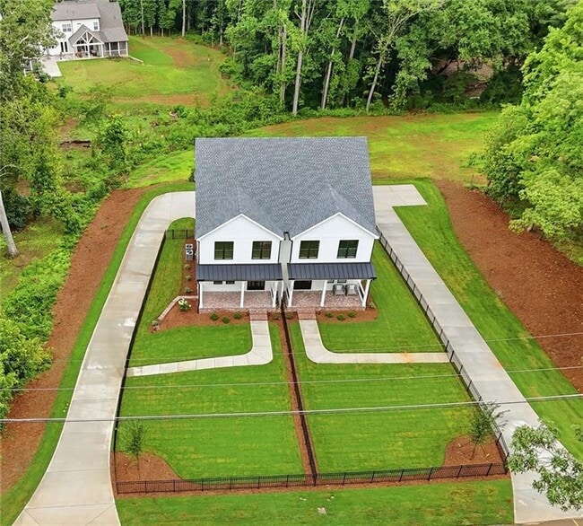 Building Photo - 1396 Old Magnolia Way