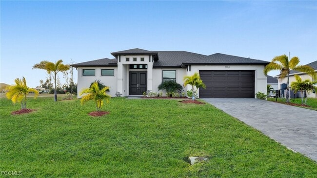 Building Photo - 1704 NW 38th Ave