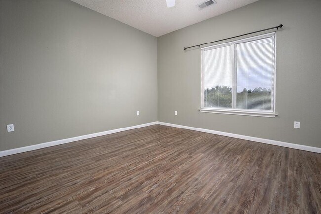 Building Photo - 2200 Classen Blvd