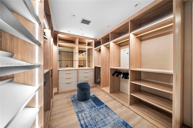 Building Photo - 10203 Collins Ave