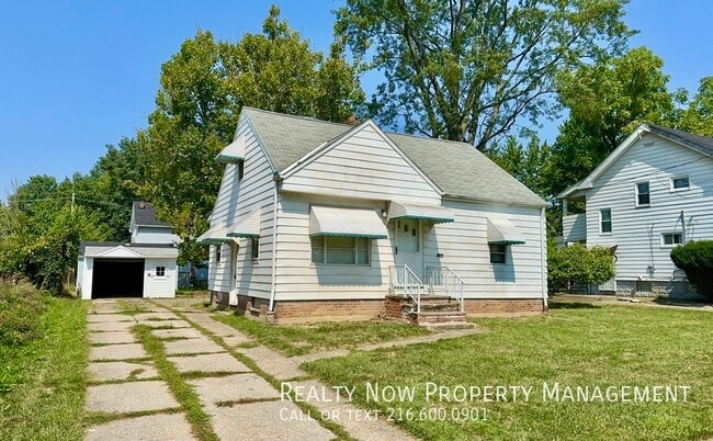 Building Photo - 5200 Miller Ave