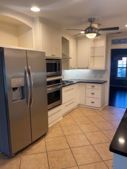 Primary Photo - 3404 Silverwood Dr