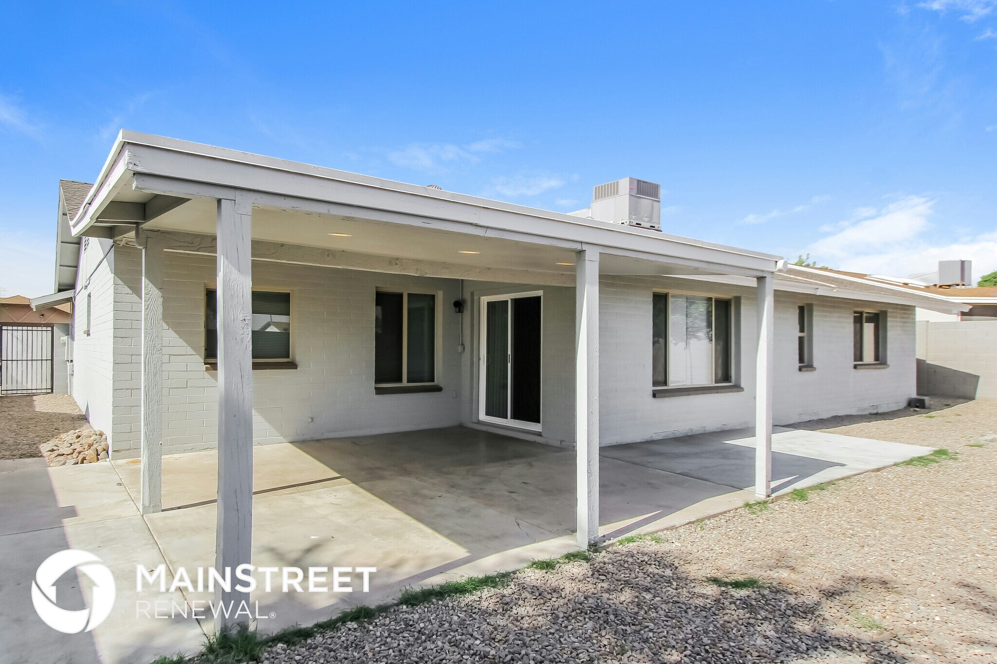 Building Photo - 6515 W Sunnyside Dr