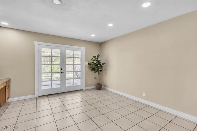 Building Photo - 7604 Charles Conrad Cir