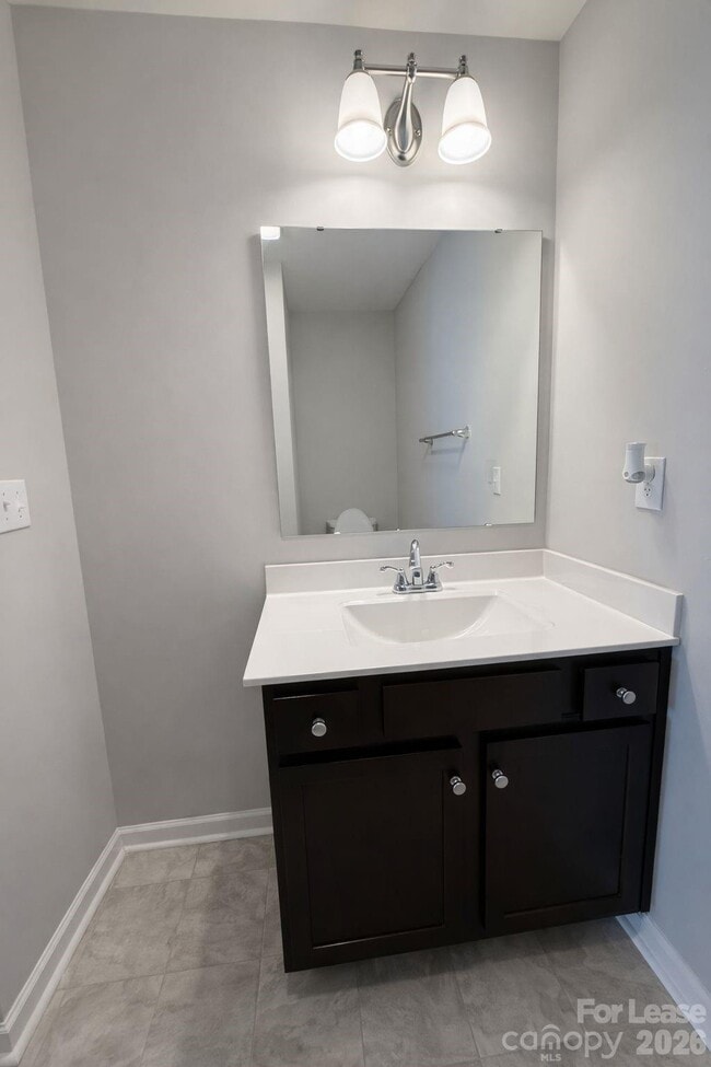 Building Photo - 11154 Woodland Crk Wy