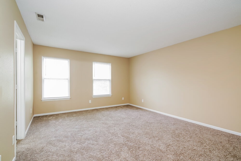 Building Photo - 5681 N Jefferson Dr