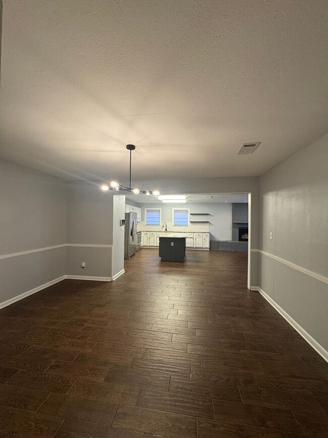 Building Photo - Rental Property