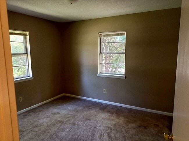 Building Photo - LEASED- 3/1 Home for lease @205 Trailwood,...