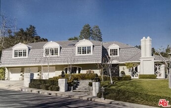 Building Photo - 17535 Camino De Yatasto