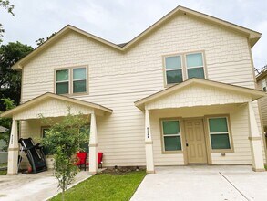 Building Photo - 8138 Gallahad St