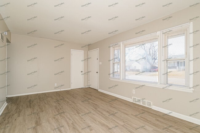 Building Photo - 6834 Eisele St