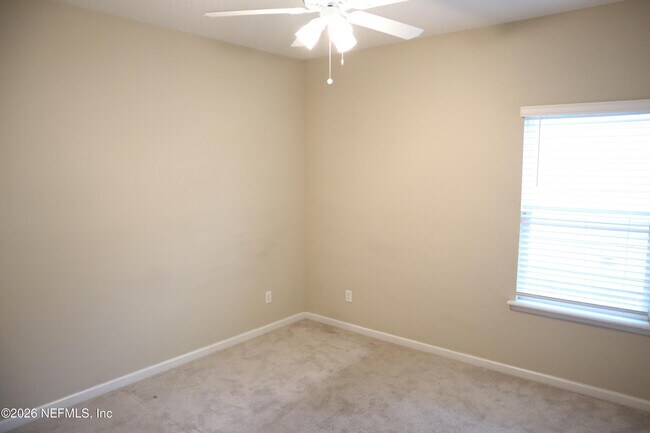 Building Photo - 6816 Crosby Falls Dr