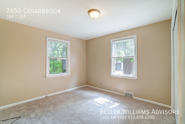 Building Photo - 2650 Cedarbrook-