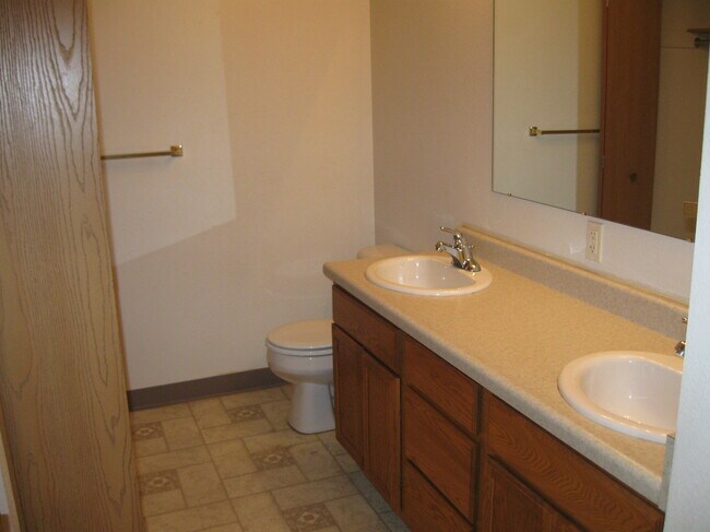 Building Photo - 7025 Freedom Ct