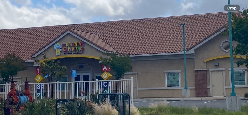 Building Photo - 200 E Alessandro Blvd