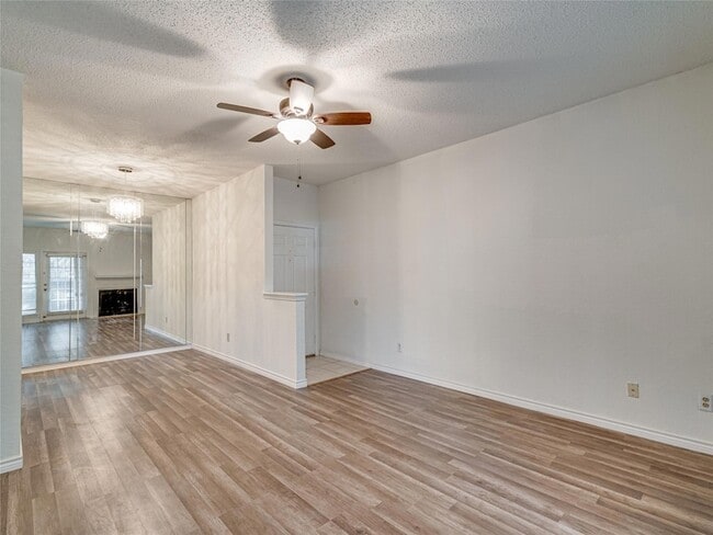 Primary Photo - 3607L W Northgate Dr