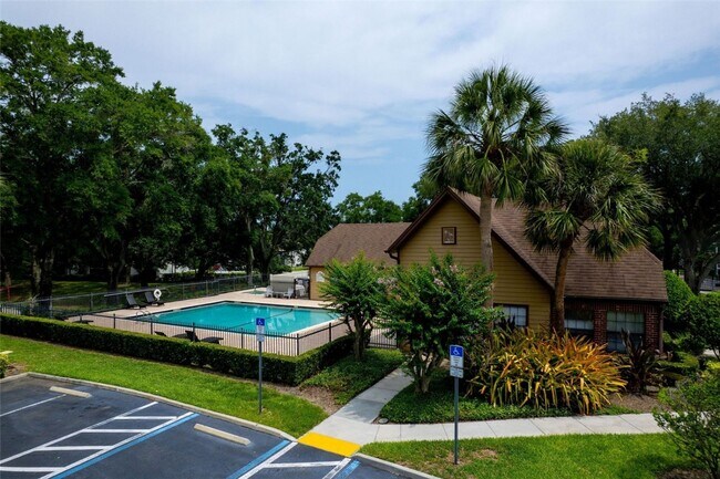 Building Photo - Amazing Location **Altamonte Condo** - 1 Bedroom