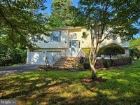 Building Photo - 20 Bonnie Lee Ct