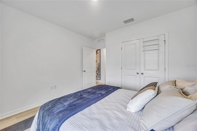 Building Photo - 10482 Quail Grv Wy