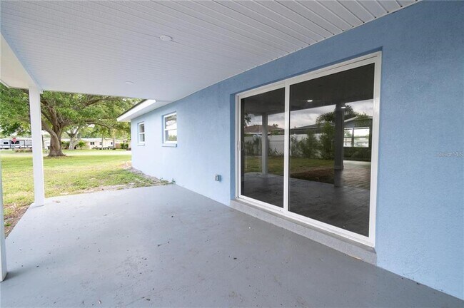 Building Photo - 10341 Kumquat Ln