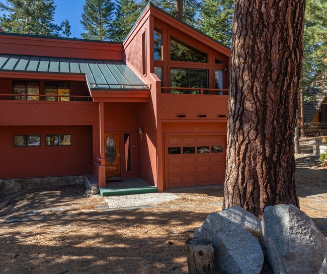 Building Photo - 91 St Moritz Rd