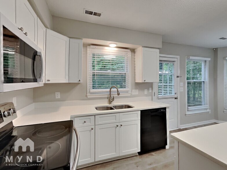 Building Photo - 1720 Winway Dr