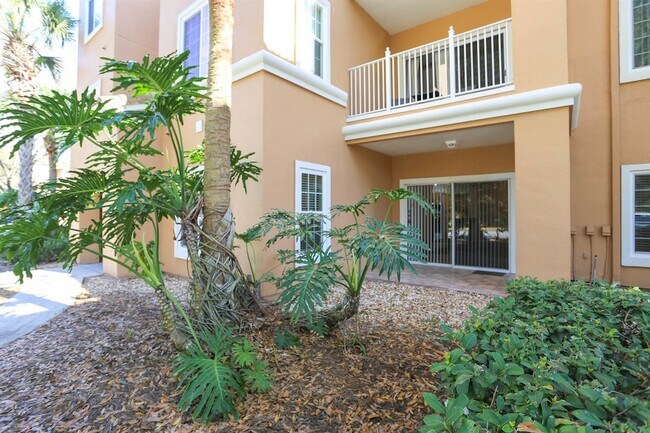 Building Photo - 520 Florida Club Blvd